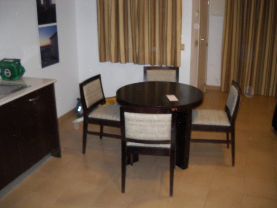 Esstisch Apartamentos Jade