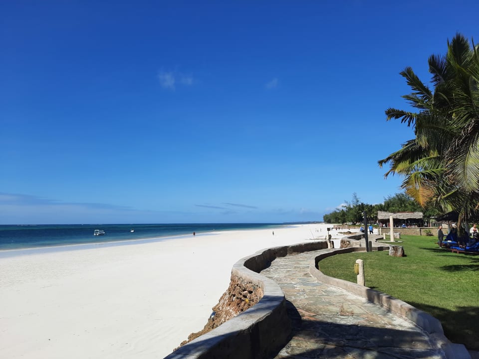 Strand Neptune Palm Beach Boutique Resort & Spa