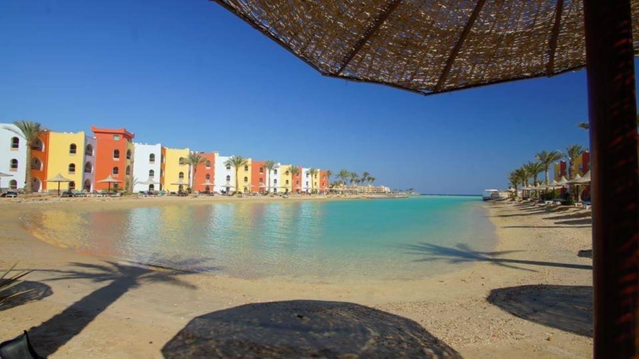 Beach Arabia Azur Resort