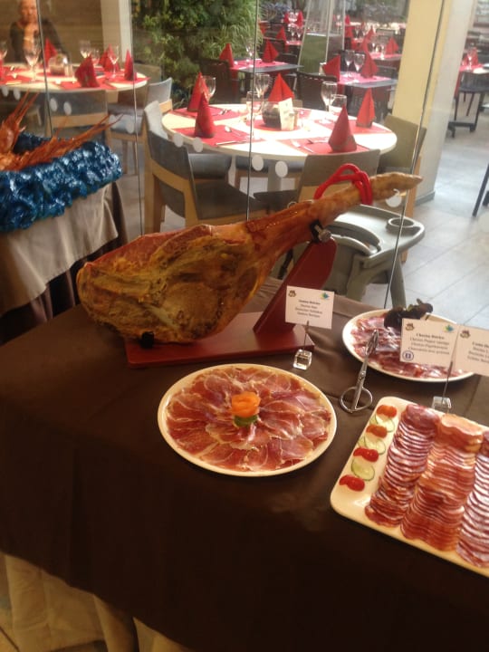 Weihnachtsessen alltoura Club Hotel Akeah Broncemar