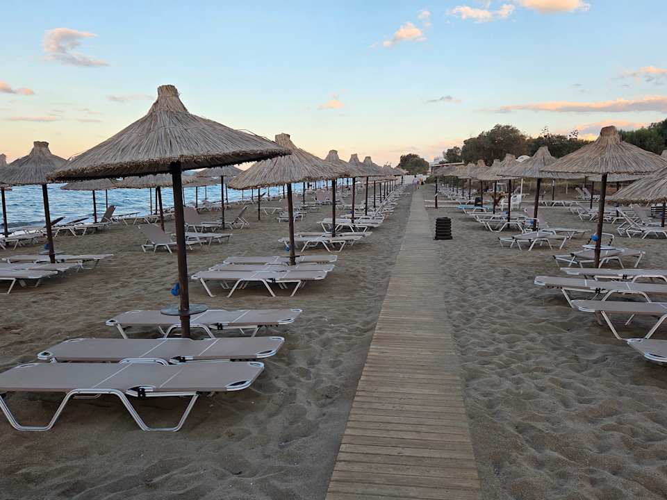 Strand Agapi Beach Resort