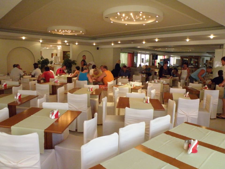 RESTAURACJA Hotel Tsilivi Admiral