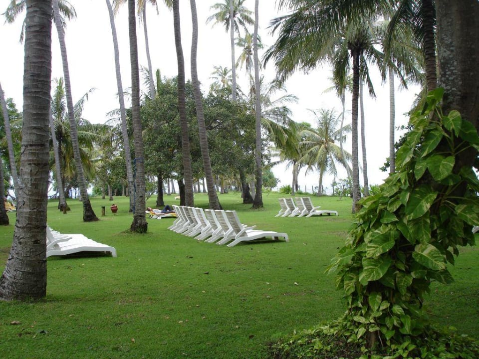 Wunderschöne und riesige Gartenanlage Kila Senggigi Beach Lombok
