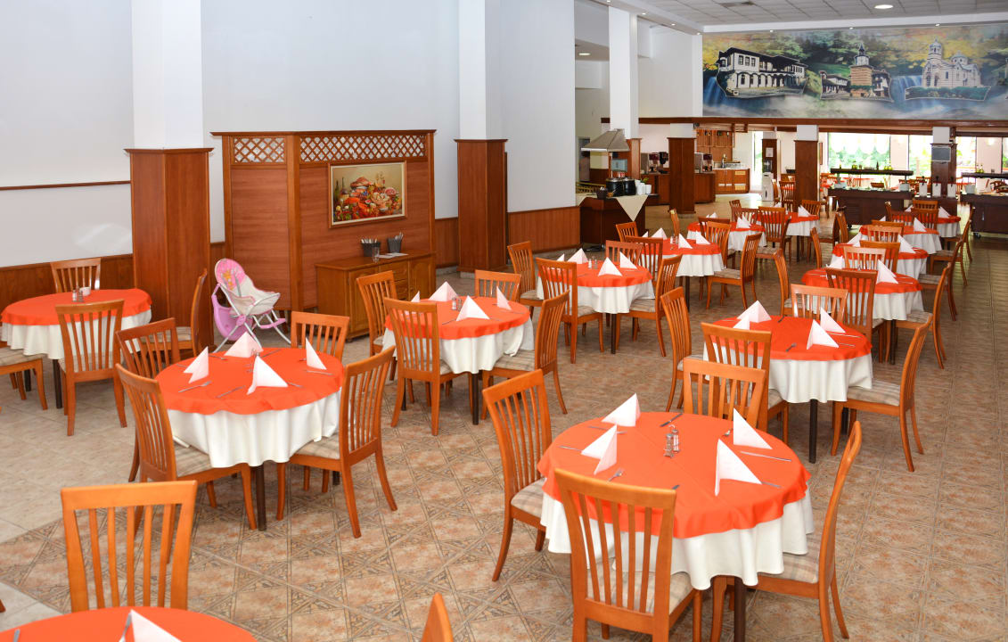 Gastro Hotel Estreya Residence