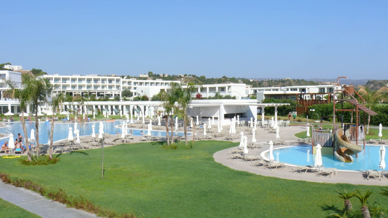 Pool Asterias Beach Resort