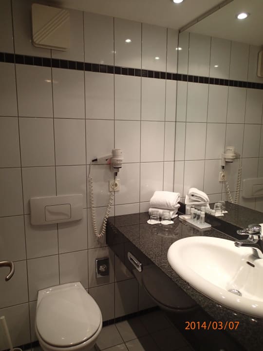 Bad Vienna House Easy Berlin