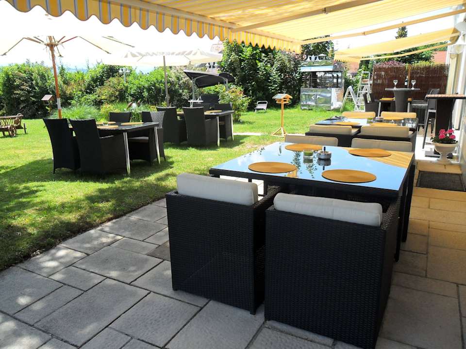 Terrasse Hotel Alpina