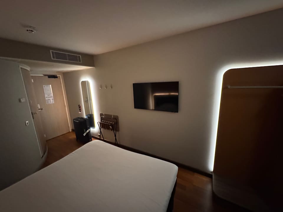 Zimmer Hotel Ibis Golfe de Saint Tropez