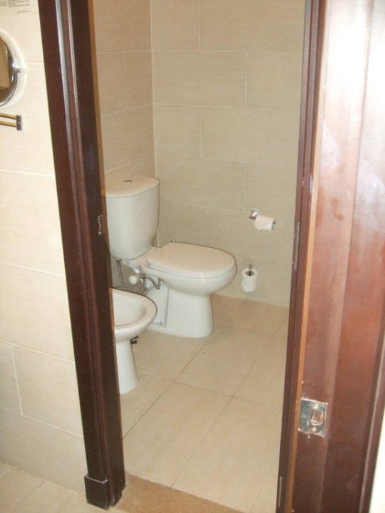 Die Toilette JAZ Aquamarine Resort