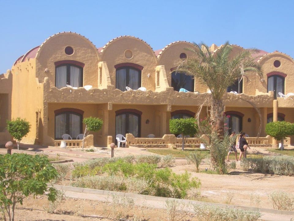 Bungalows Hotel Carnelia Beach Resort