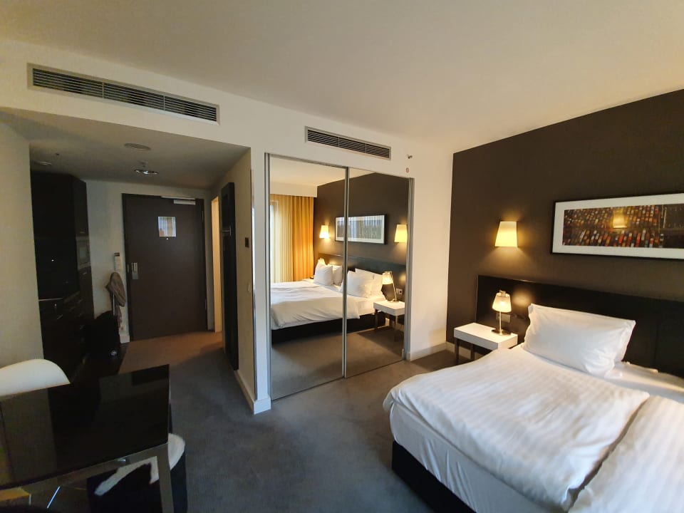 Zimmer Adina Apartment Hotel Berlin Hackescher Markt