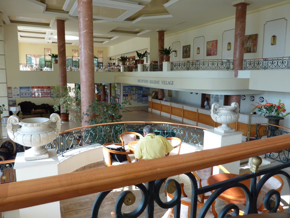 Rezeption im Hotel Belleville Hotel Duni Royal Belleville