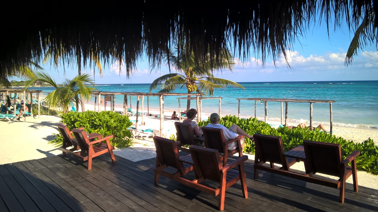 Aussichtsfläche im Bereich der Hauptbar Akumal Bay Beach & Wellness Resort