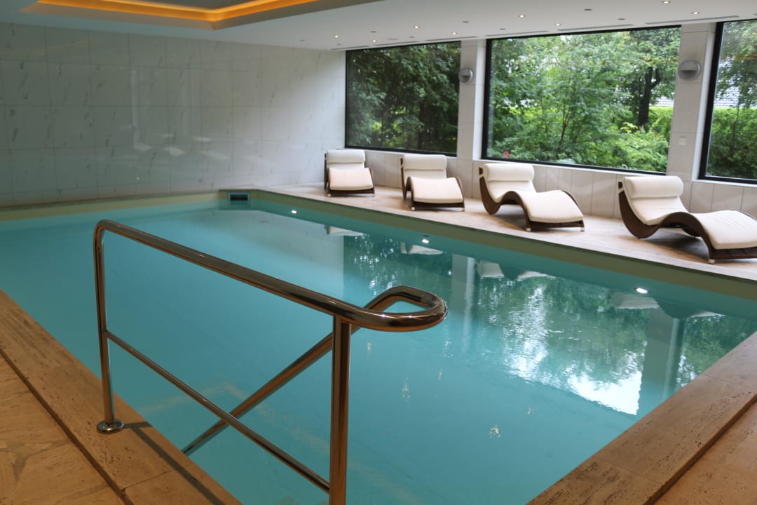 Toller Pool! Hotel Grainauer Hof