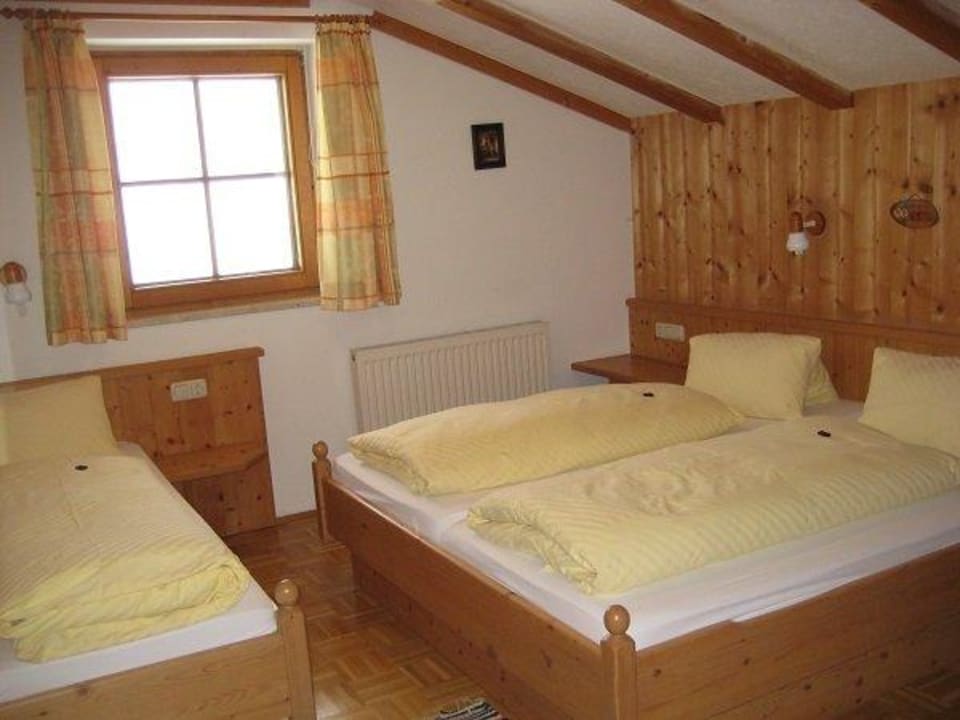 Wohnung Gamsbleamie Zimmer Unterdacheben /Apartments/Bauernhof
