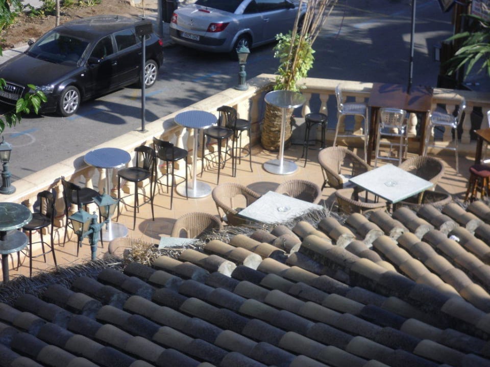 Bar unterhalb des Hotels Hotel Playas de Paguera