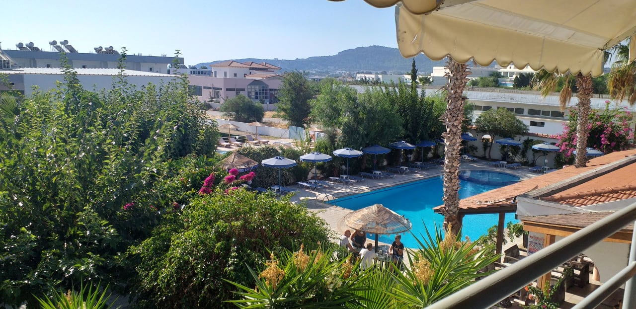 Pool Hotel Faliraki Bay