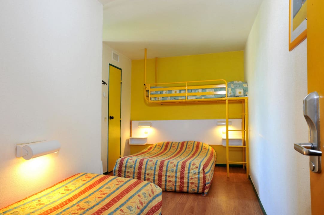 Chambre 3/4 personnes Hotel Balladins Chalons St Martin