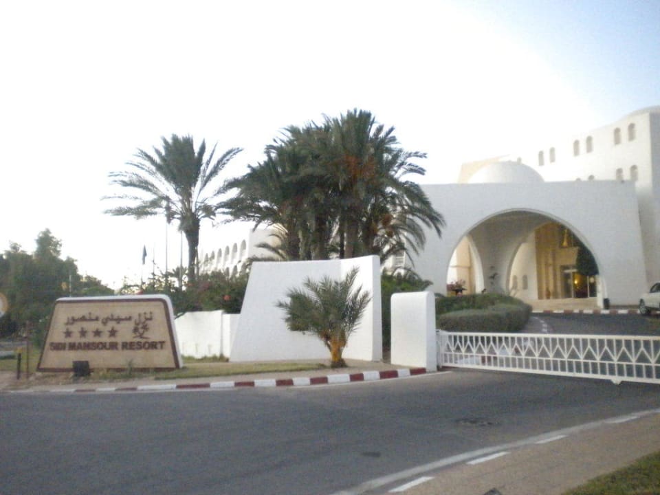 Hotelauffahrt Sidi Mansour Resort & Spa