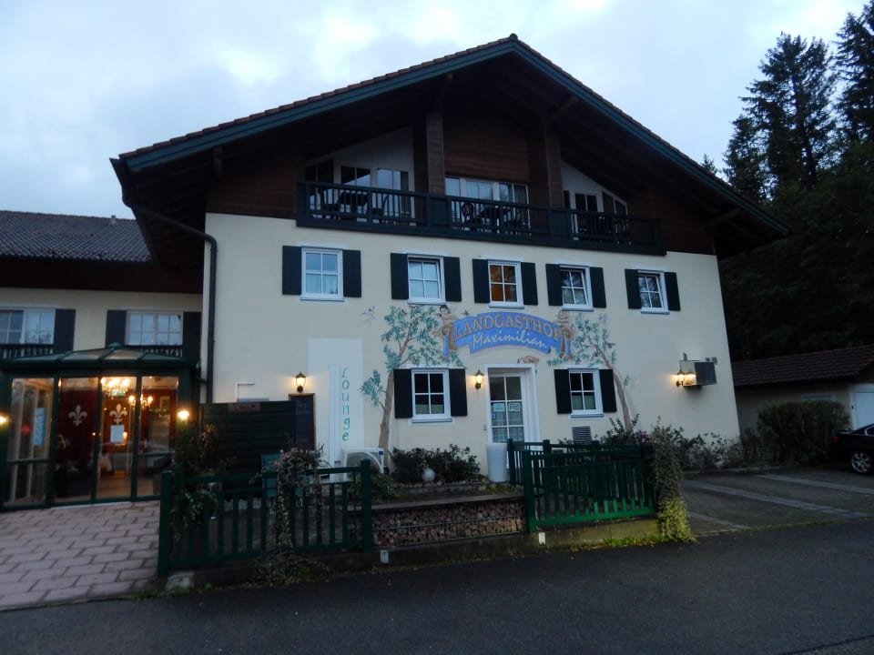 Außenansicht Landgasthof Hotel Maximilian