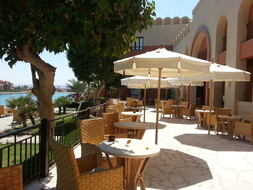 Gemütliche Sitzecke neben dem Restaurant Hotel Three Corners Ocean View prestige - Adults only