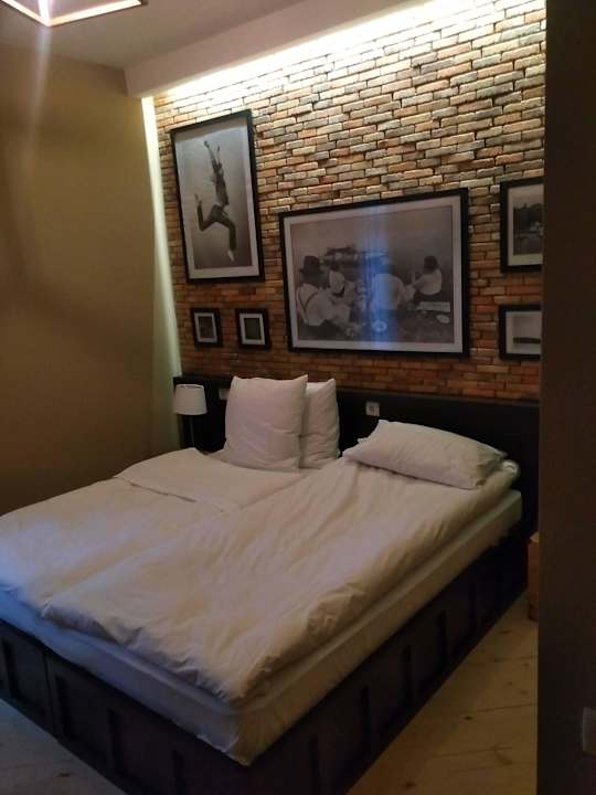 Doppelbett Kisi Hotel