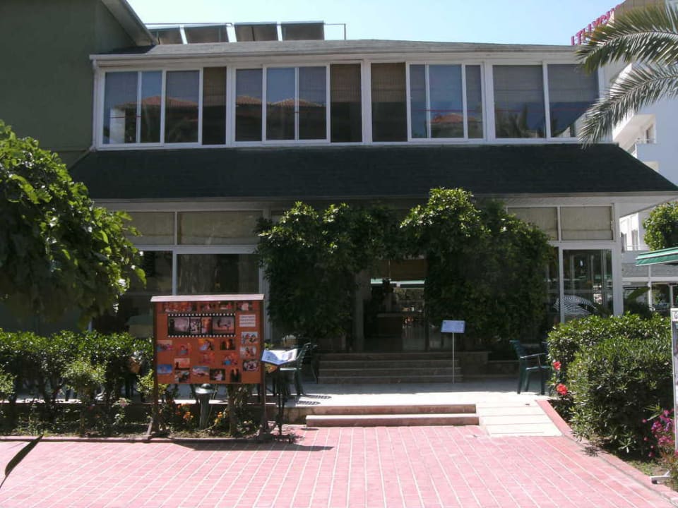 Eingang Restaurant Hotel Gardenia Beach