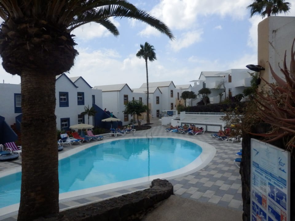 Pool Apartamentos LIVVO Morromar