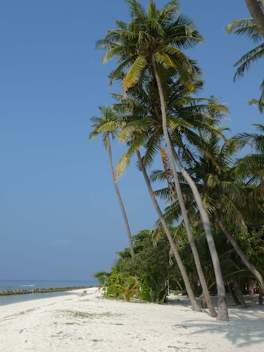 Strand Kuredu Island Resort & Spa