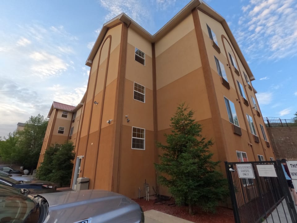 Außenansicht Hotel The Monarch