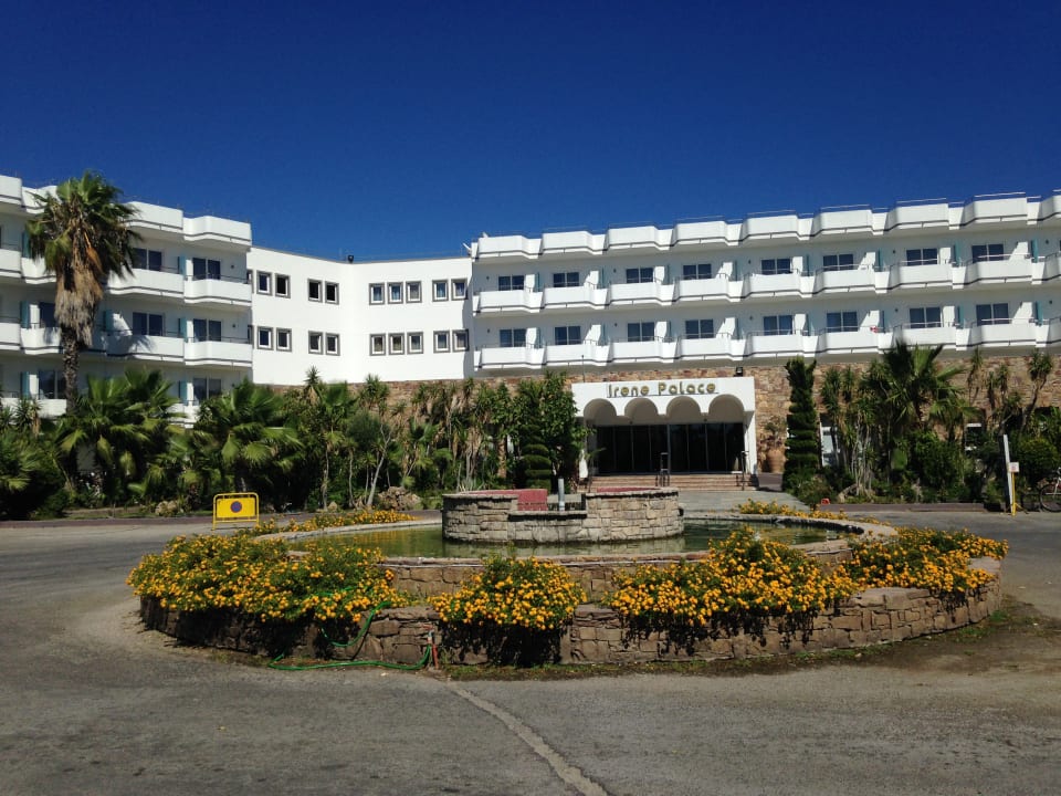 Außenansicht Irene Palace Beach Resort Club alltoura