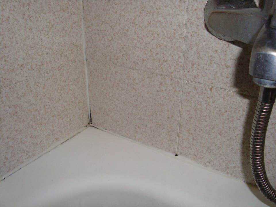 Schimmel im Bad Caprice Janeiro Hotel & Spa