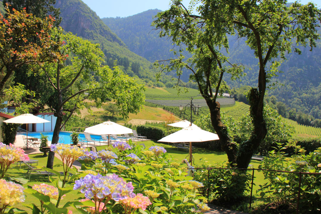 Wunderschön angelegter Garten Hotel Castel Fragsburg