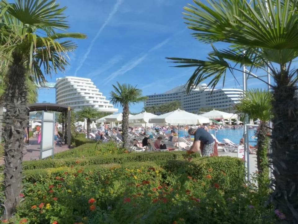 Garten Hotel Miracle Resort