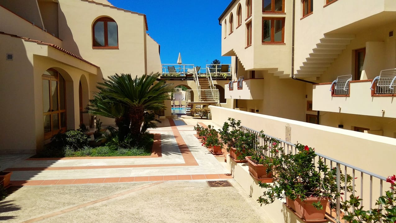 Außenansicht Tropis Hotel