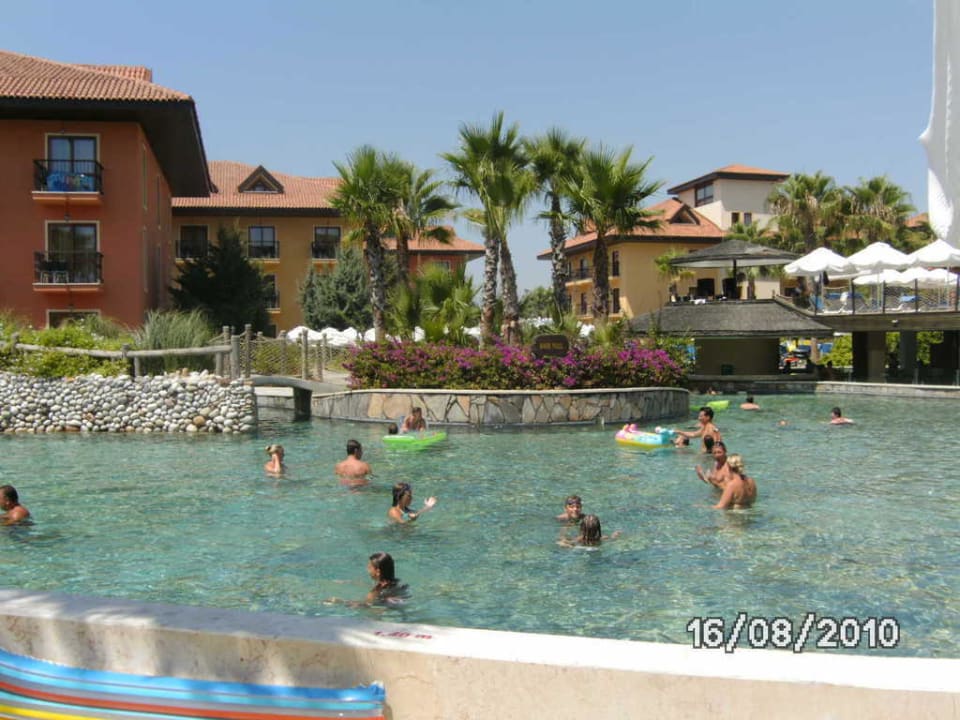 Pool  Club Grand Aqua