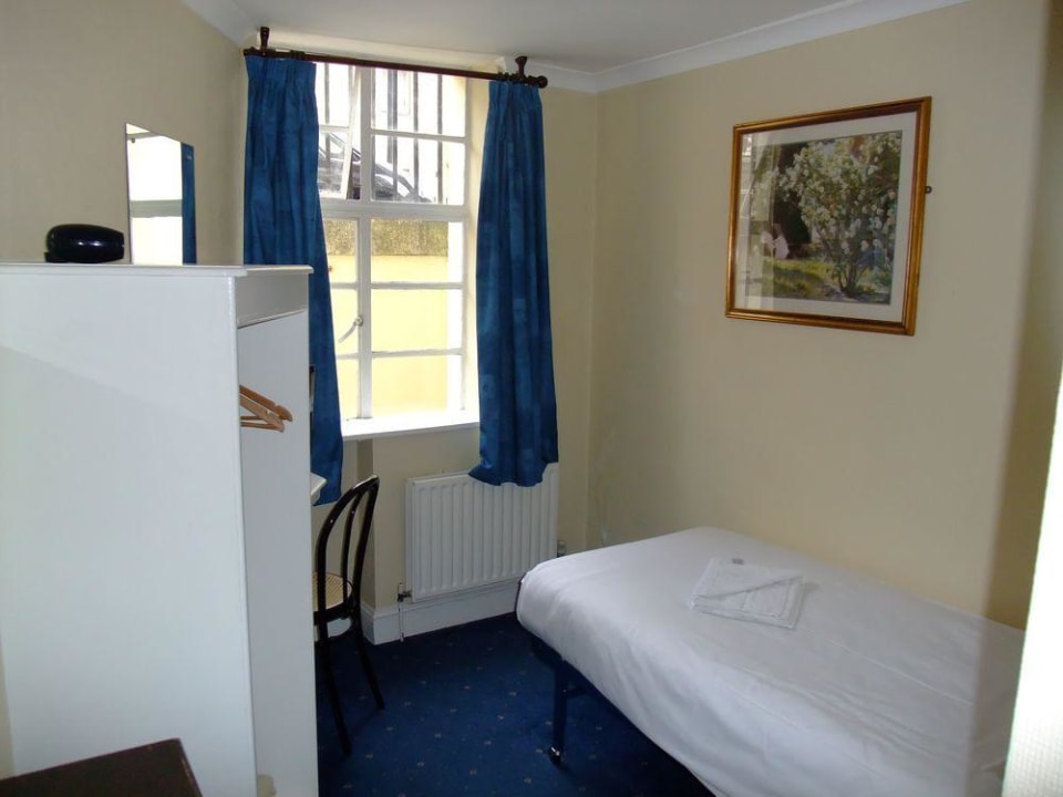 Blick in eine Einzelzimmer Hotel Crestfield