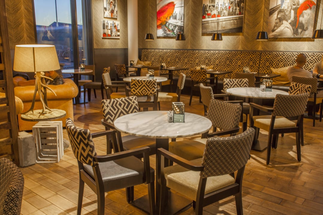Restaurant Brooklyn DoubleTree by Hilton Amsterdam - NDSM Wharf