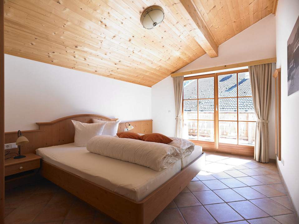 Schlafzimmer  AlpinLodges Oetz