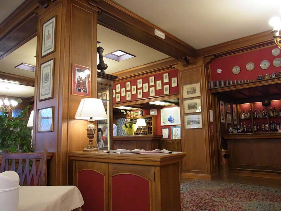 Links die Rezeption Hotel Città Dei Mille