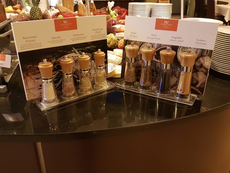 Gewürz-Auswahl Hotel Vier Jahreszeiten Zingst