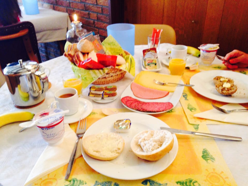 Frühstück  Hotel Arosa