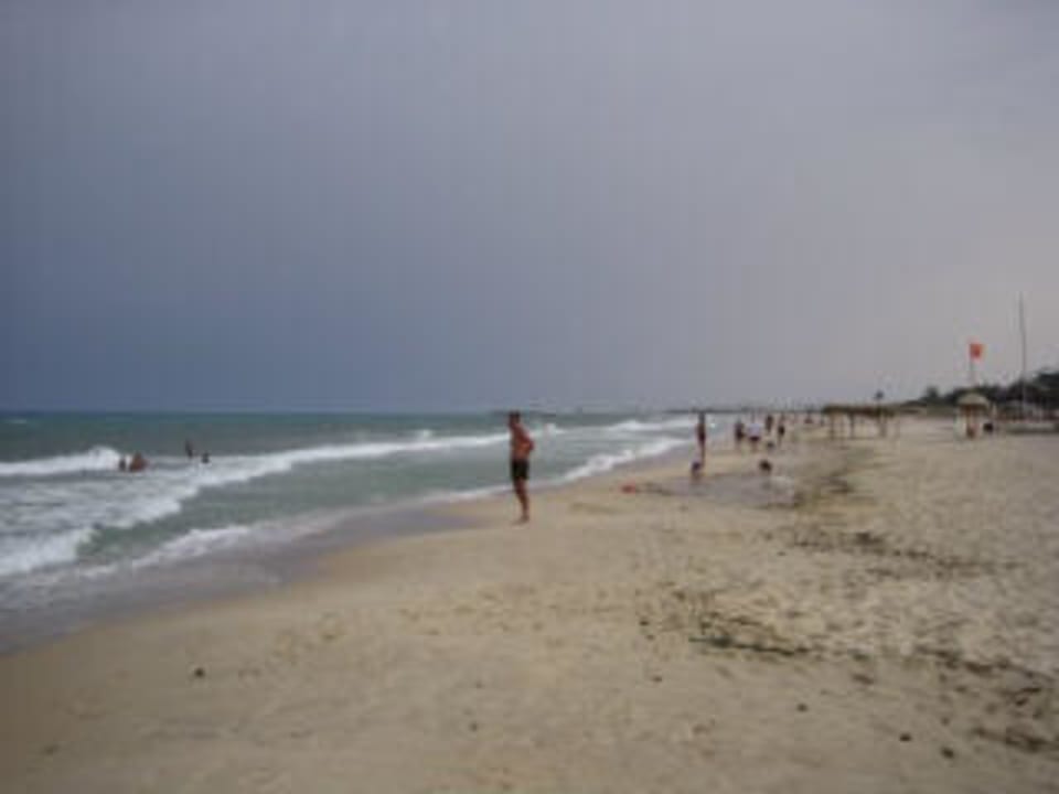 Strand Hotel Nesrine