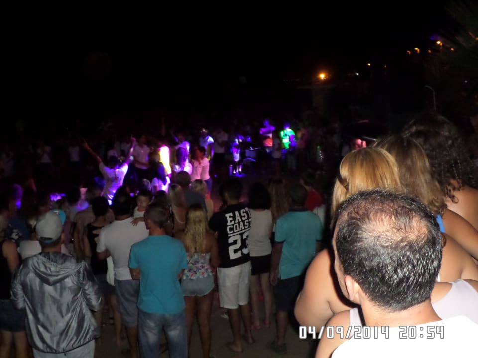 Beach und Schaumparty Kamelya Aishen Club