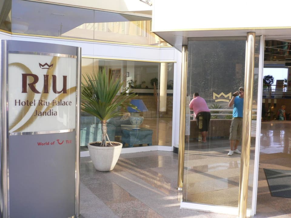 Erster Blick ins Hotel Hotel Riu Palace Jandia
