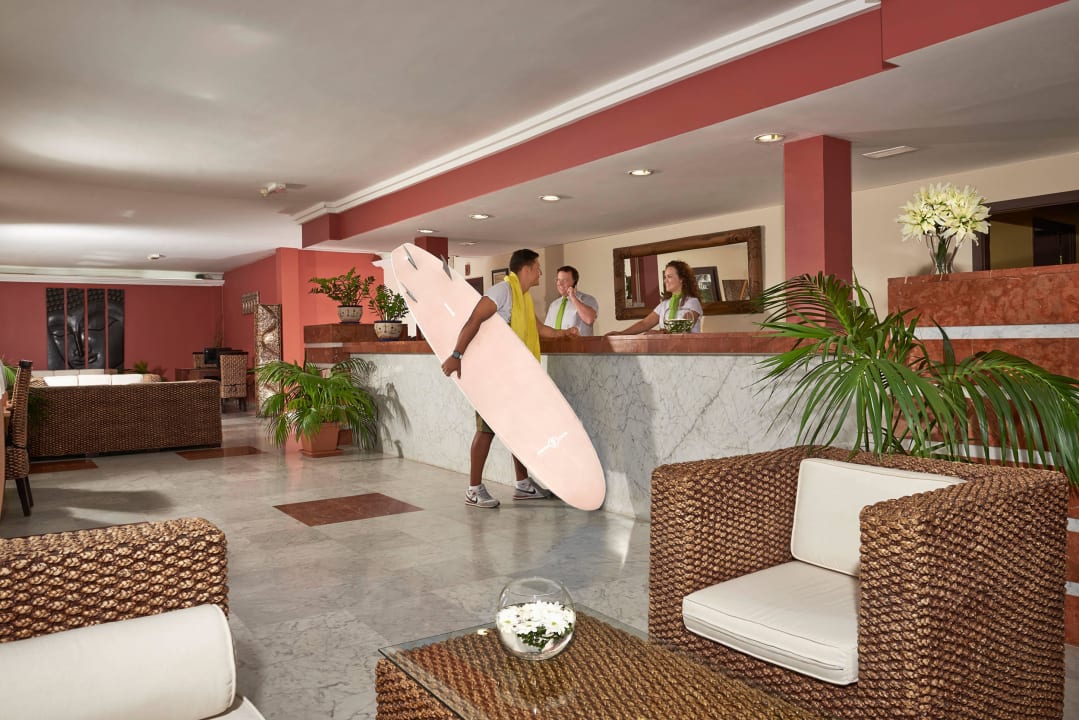 Reception Atlantic Garden Beach Mate
