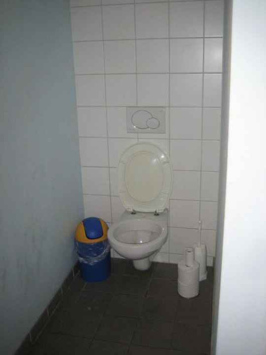 Toilette Hotel Apadana