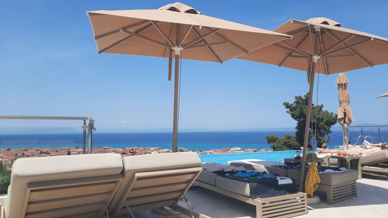Pool Alia Palace