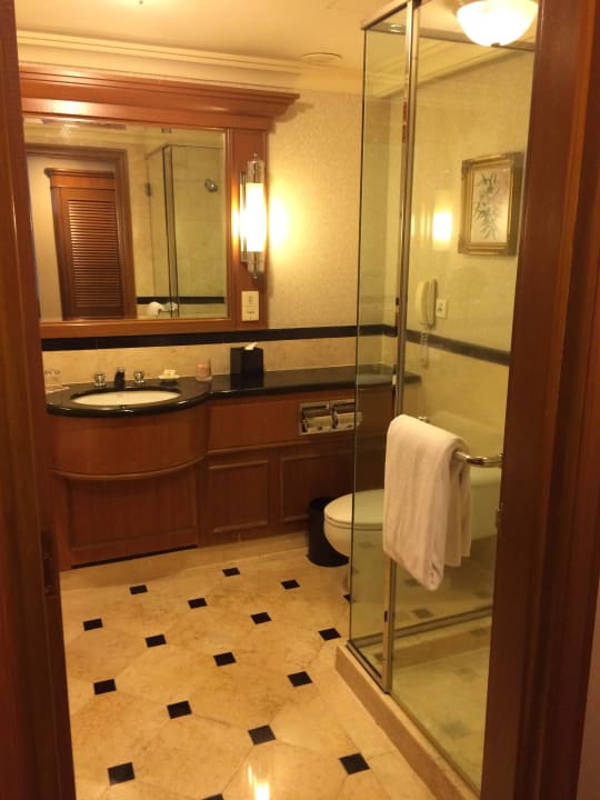 Badezimmer Renaissance Kuala Lumpur Hotel