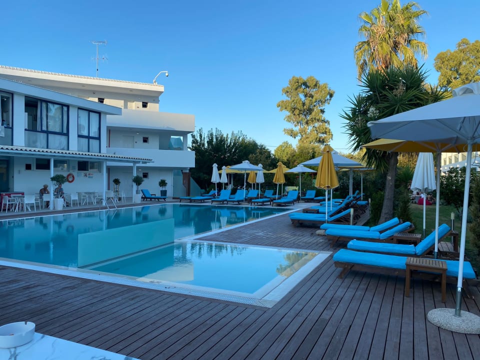 Pool Nasos Hotel & Resort